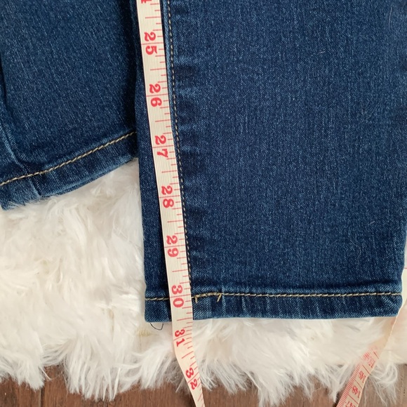 NWT Fashion Nova’s Needing Something Jeans - Dark Denim- Size 11/30 - Picture 9 of 13